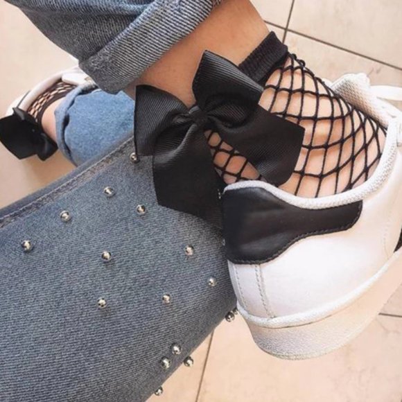 Accessories - 🎀 Cute Black Bow Ruffle Fishnet Mesh Ankle Socks